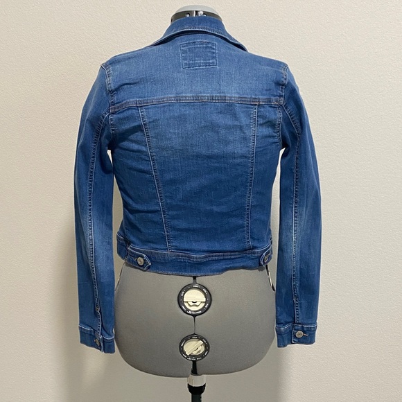 Wax Jean Womens Basic Denim Long Sleeve Pockets Collared Blue Cropped Jacket - Picture 2 of 4